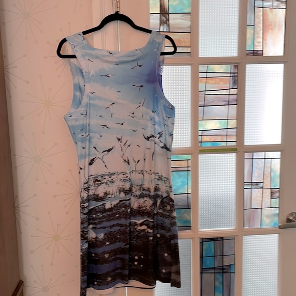 Beautiful Summer Dress - Picture 3 of 5